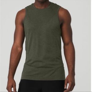 ALO amplify seamless muscle tank M